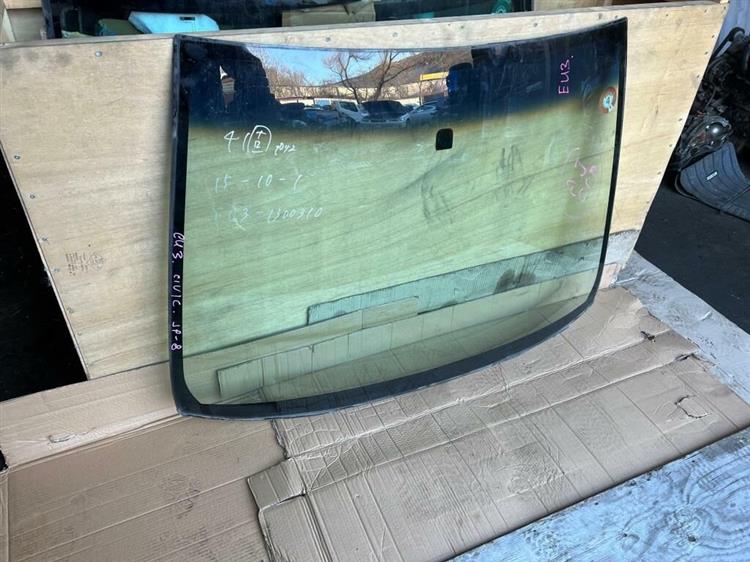 Лобовое стекло Хонда Цивик в Отрадном 236512